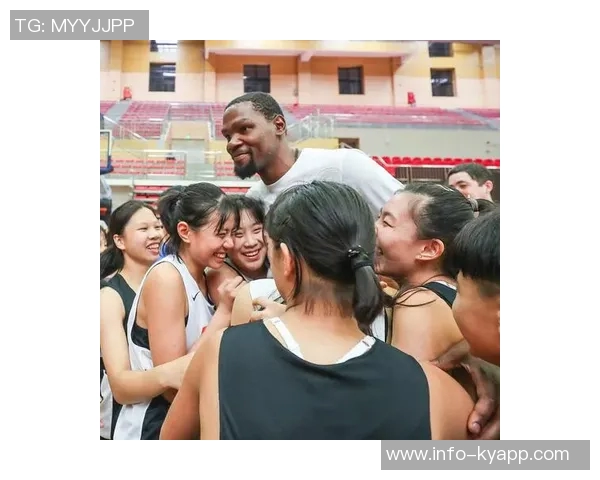 美女主持分享KD首秀精彩数据网友调侃小帅重色轻球Shams感慨不已 美女主持分享KD首秀精彩数据网友调侃小帅重色轻球Shams感慨不已