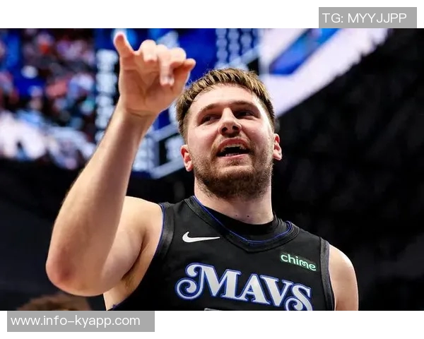 普理查德揭露训练营对抗激烈程度颈部血痕见证战斗般的拼搏精神